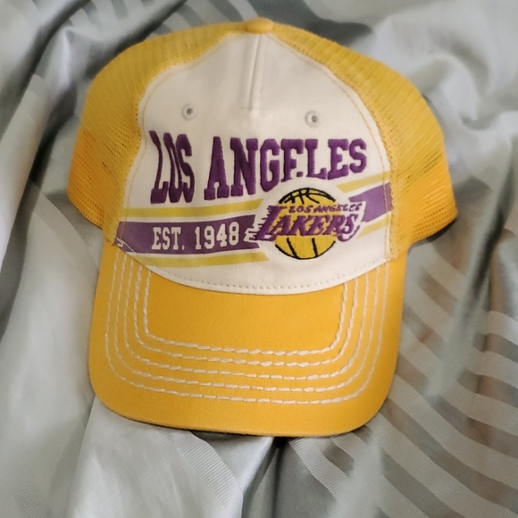 lakers vintage cap